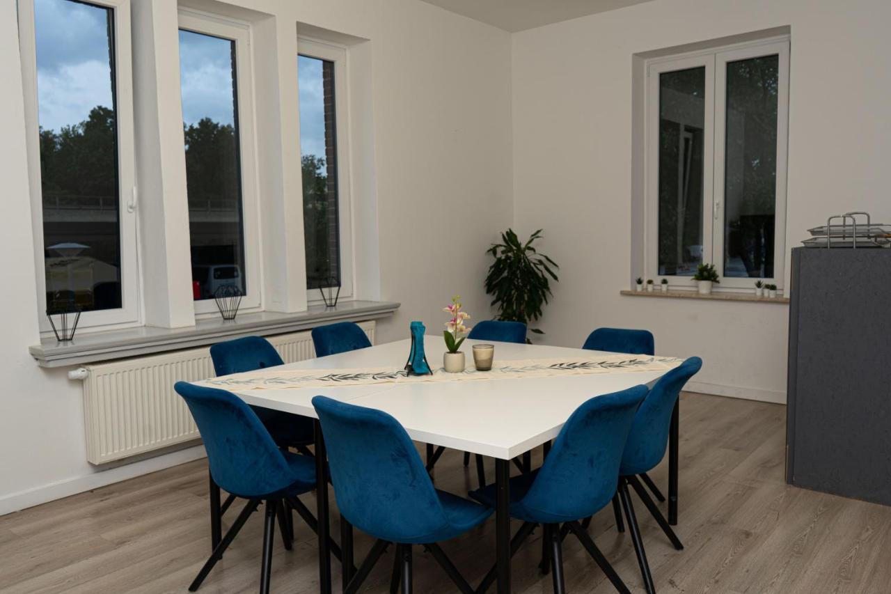 Downtown Apartments BRE Екстериор снимка